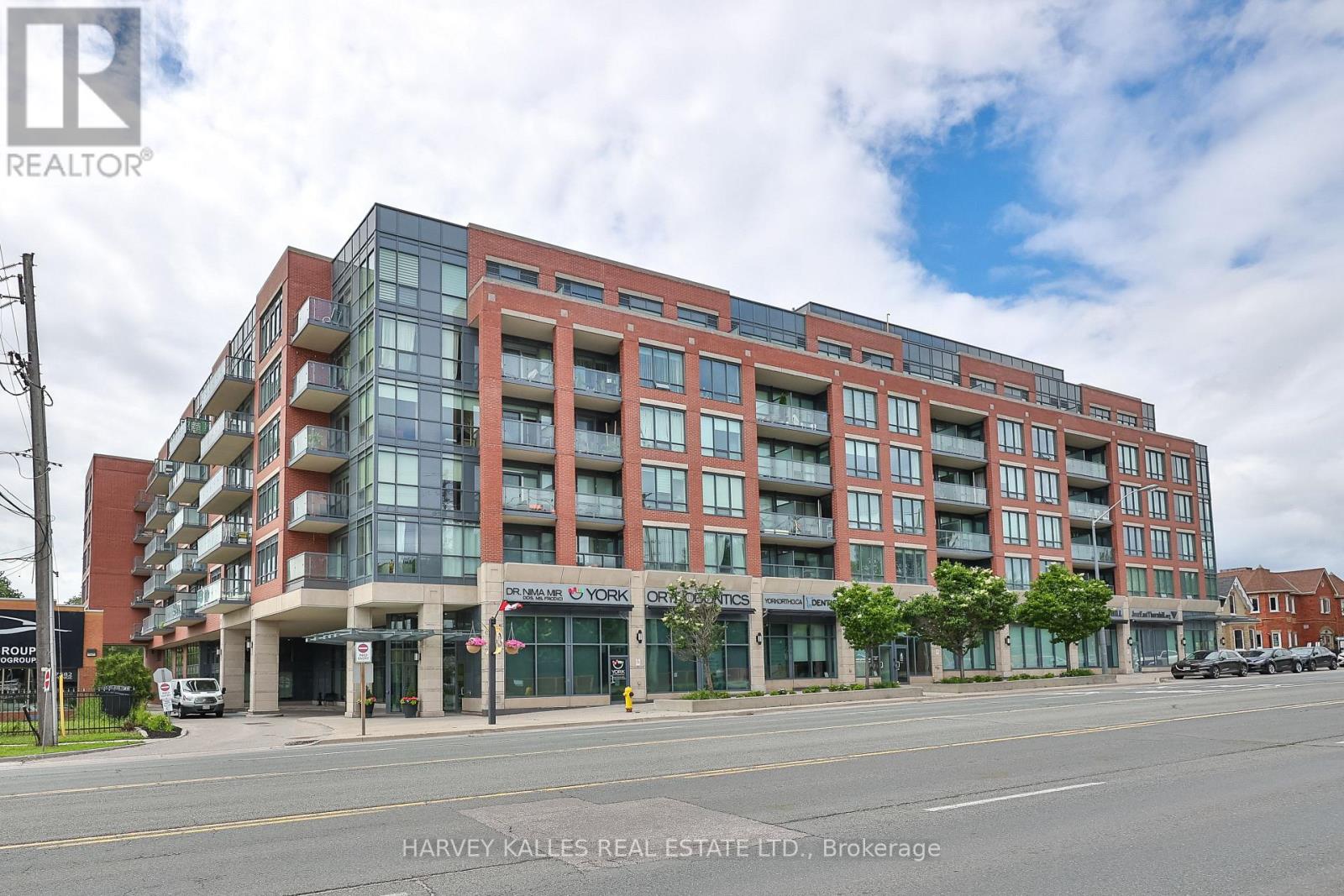 #622 7608 YONGE STREET - 1