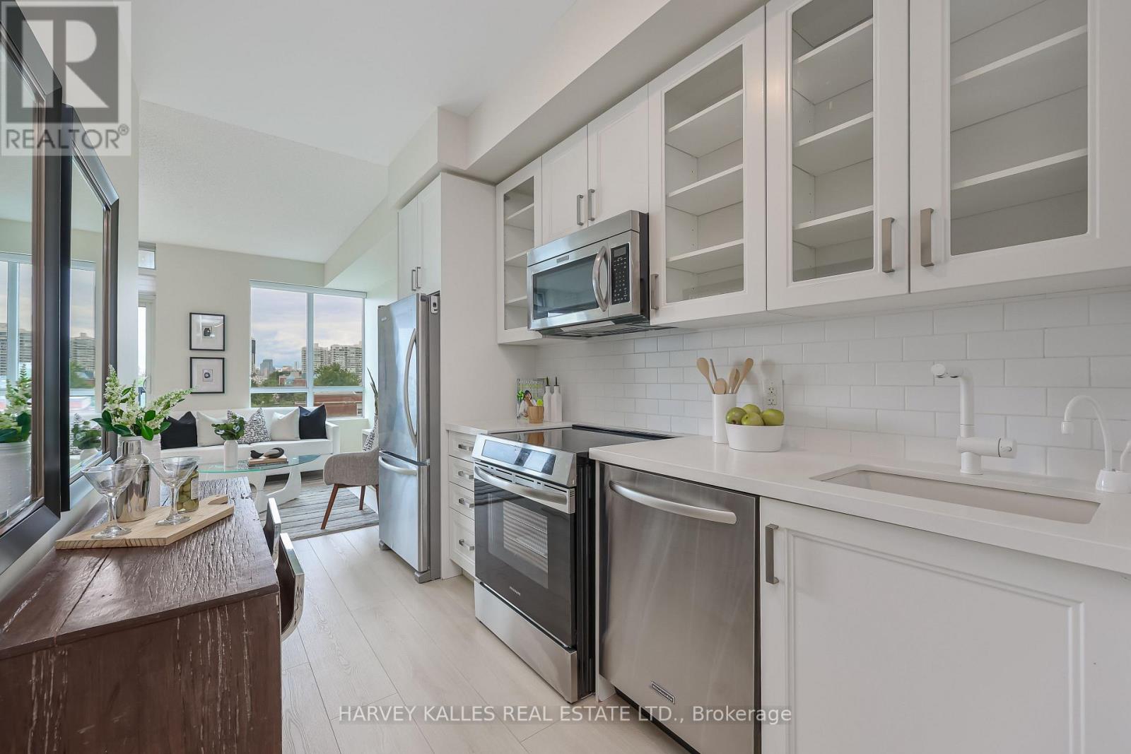 #622 7608 YONGE STREET - 13