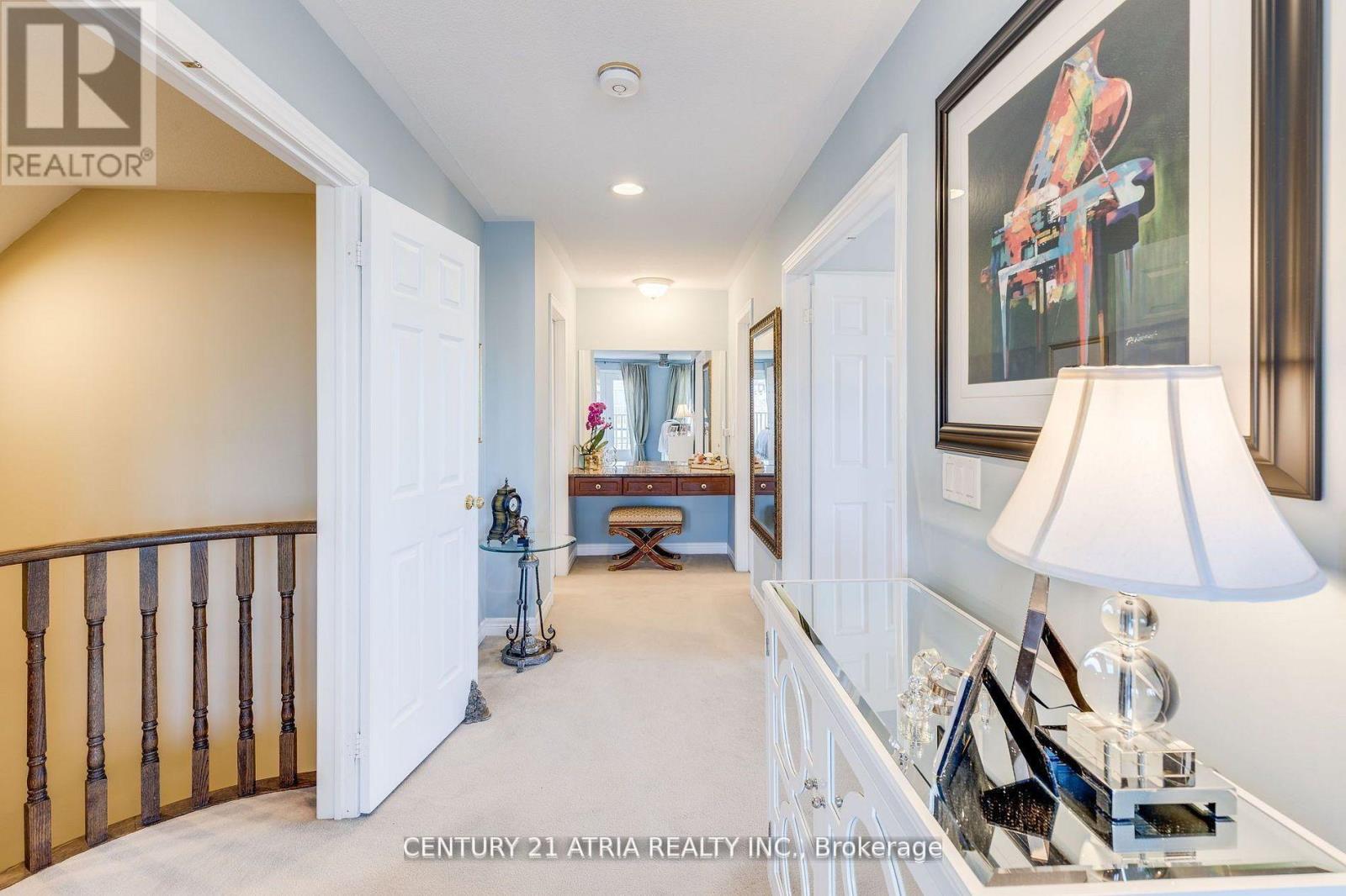 23 WESLOCK CRESCENT - 26
