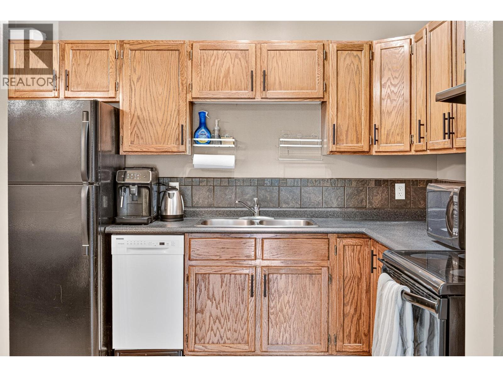 416 D-1286 Ponderosa Drive, Sparwood