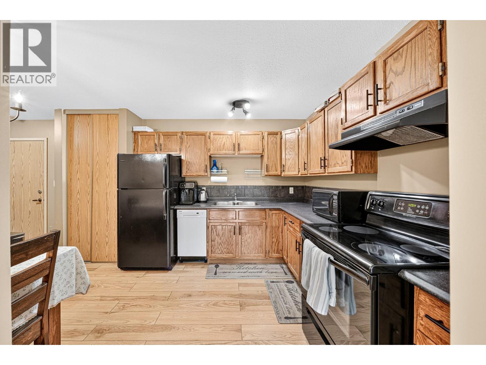 416 D-1286 Ponderosa Drive, Sparwood