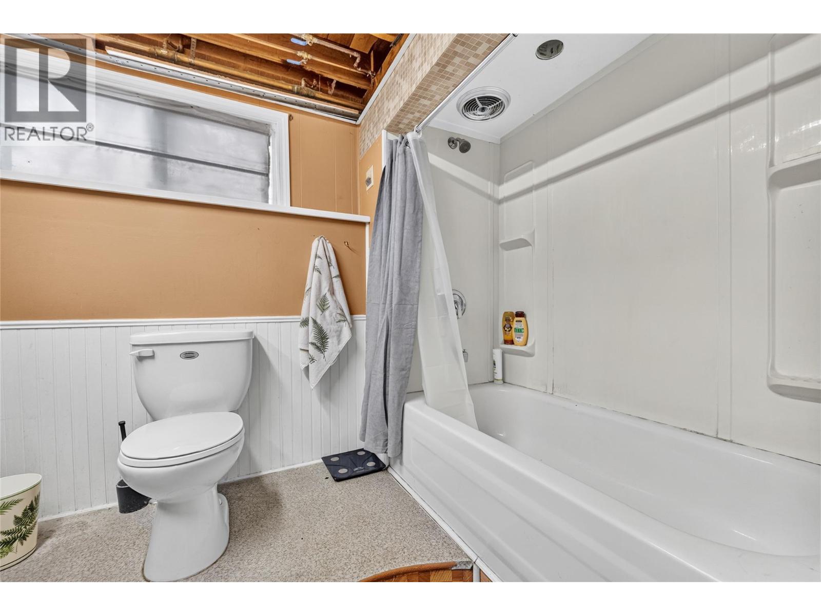 2388 COLDWATER Avenue - Image 23