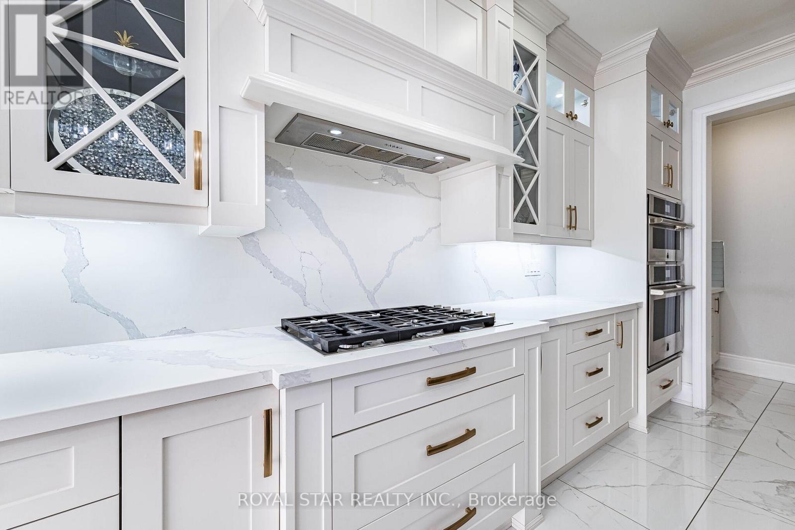 114 FOLGATE CRESCENT - 13