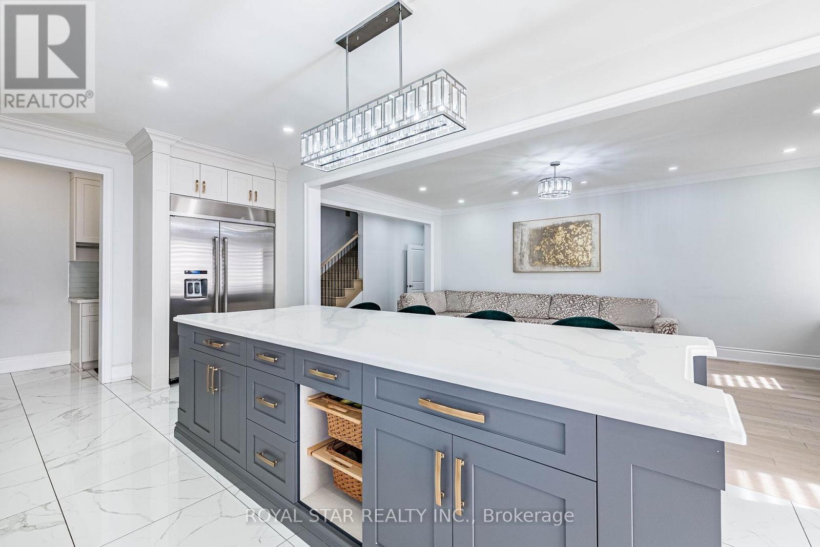 114 FOLGATE CRESCENT - 18