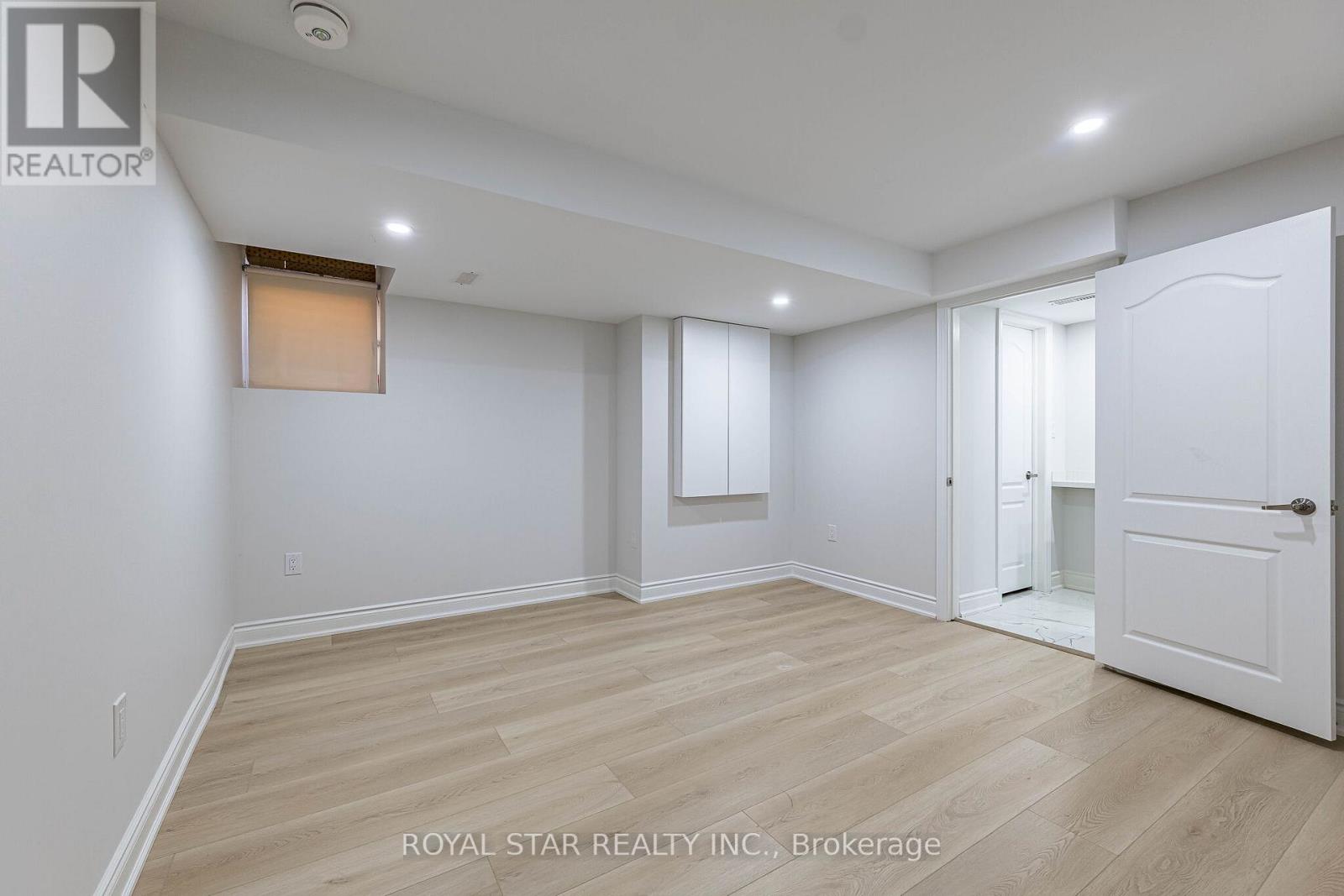 114 FOLGATE CRESCENT - 42