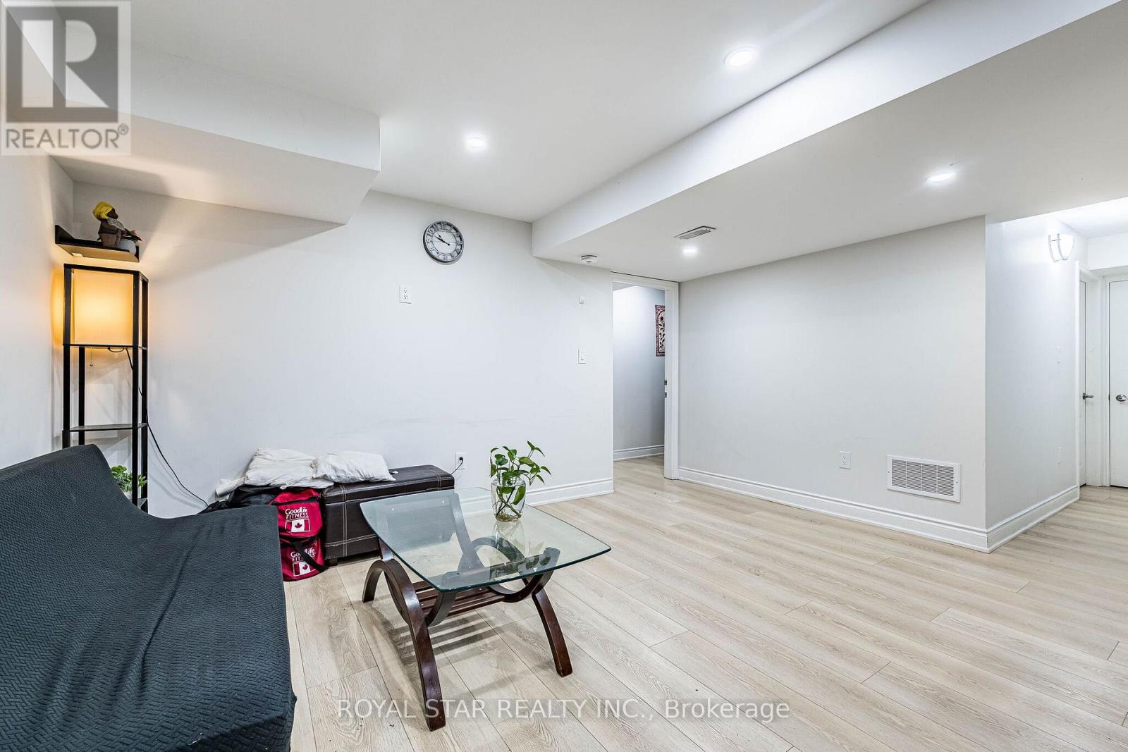114 FOLGATE CRESCENT - 47