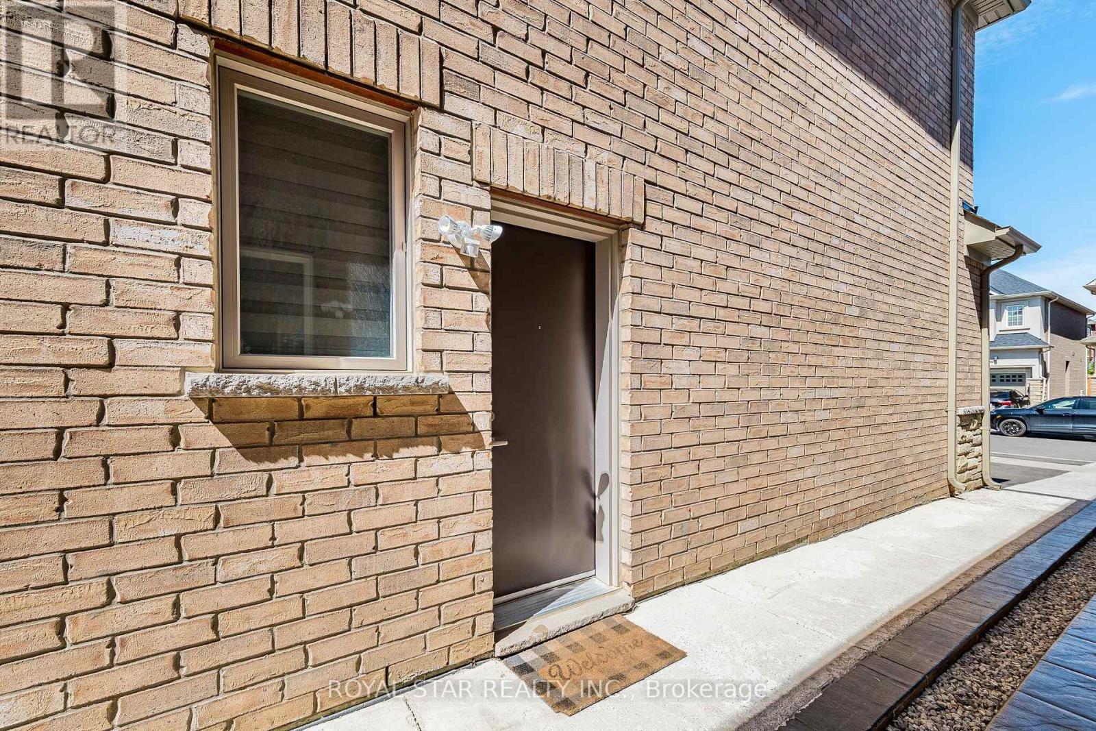 114 FOLGATE CRESCENT - 49