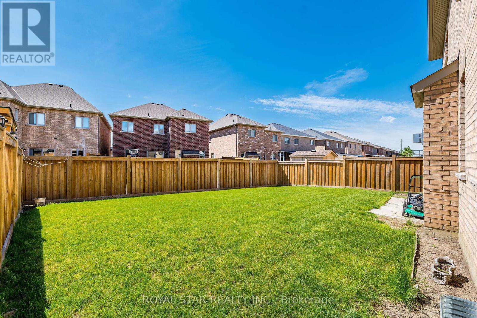 114 FOLGATE CRESCENT - 50