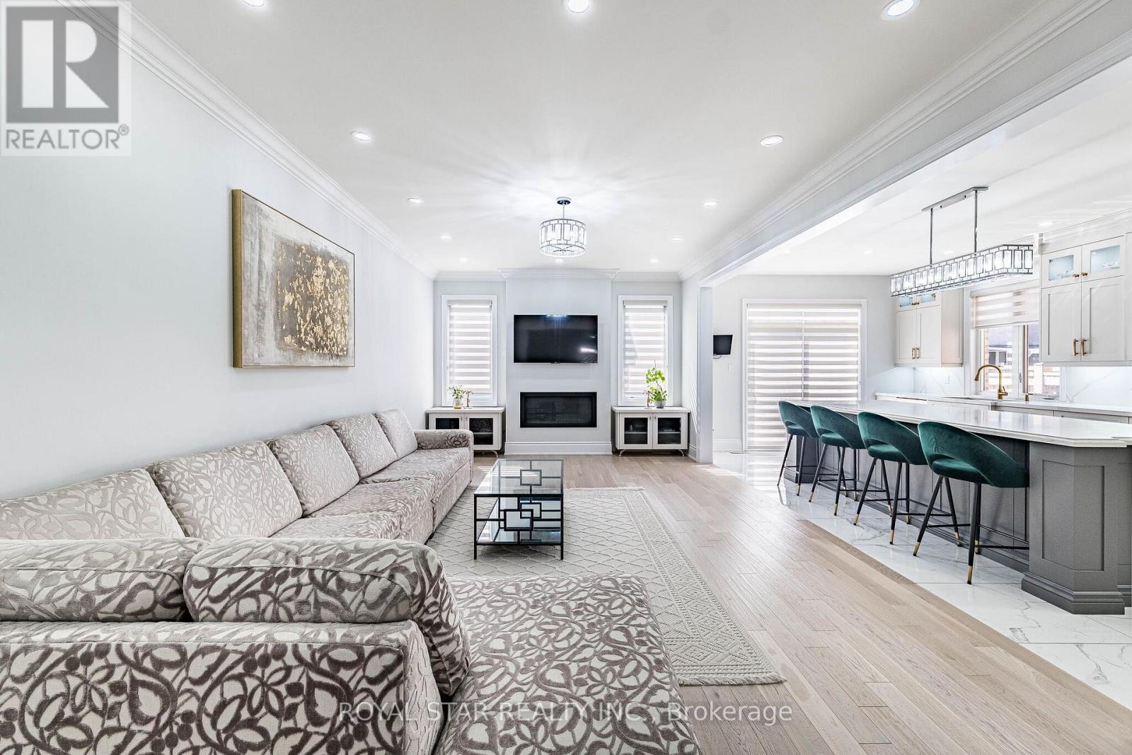 114 FOLGATE CRESCENT - 9