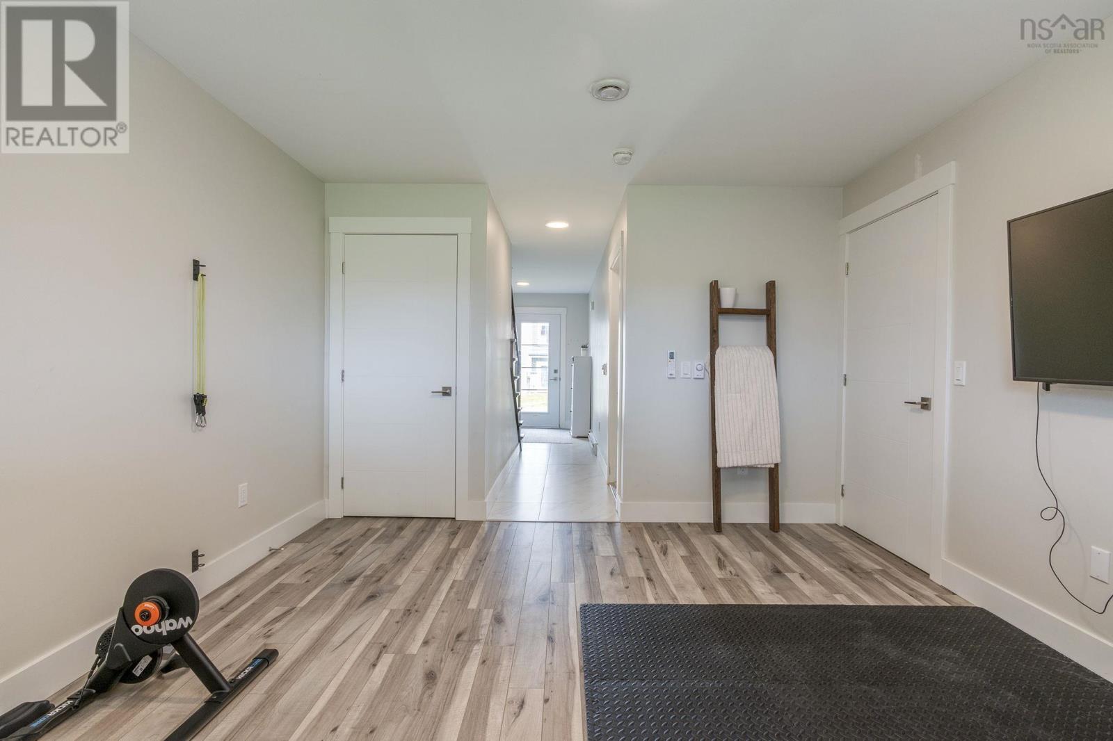 Property 7 of 41 of 37 Grosse Street