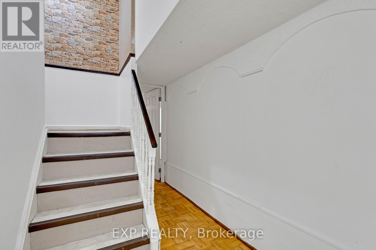 #4 1180 MISSISSAUGA VALLEY BOULEVARD - 20