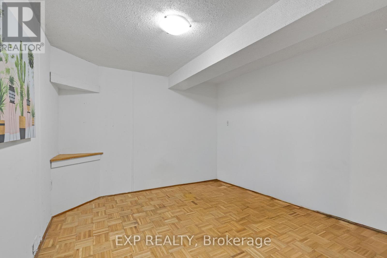 #4 1180 MISSISSAUGA VALLEY BOULEVARD - 21