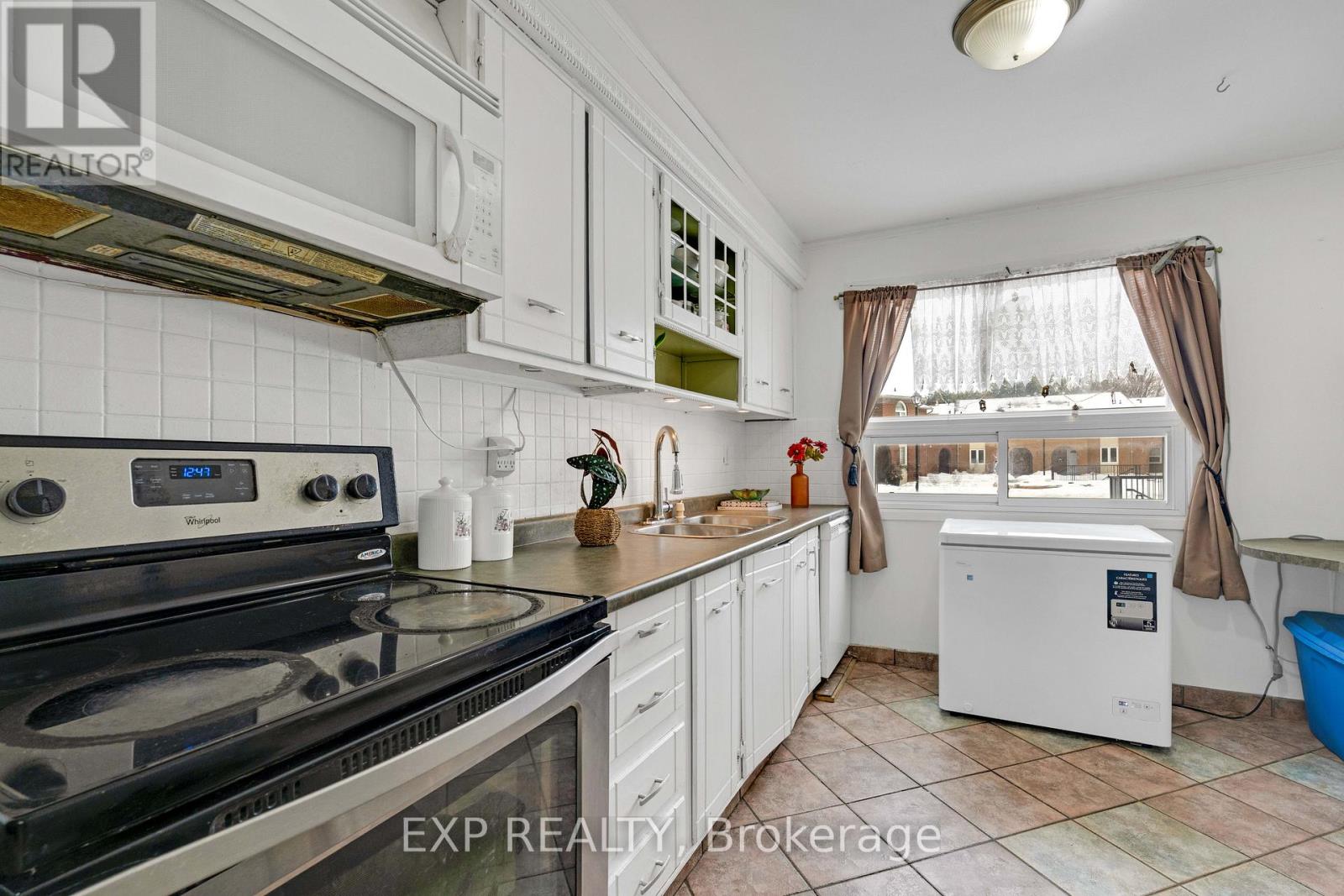 #4 1180 MISSISSAUGA VALLEY BOULEVARD - 6