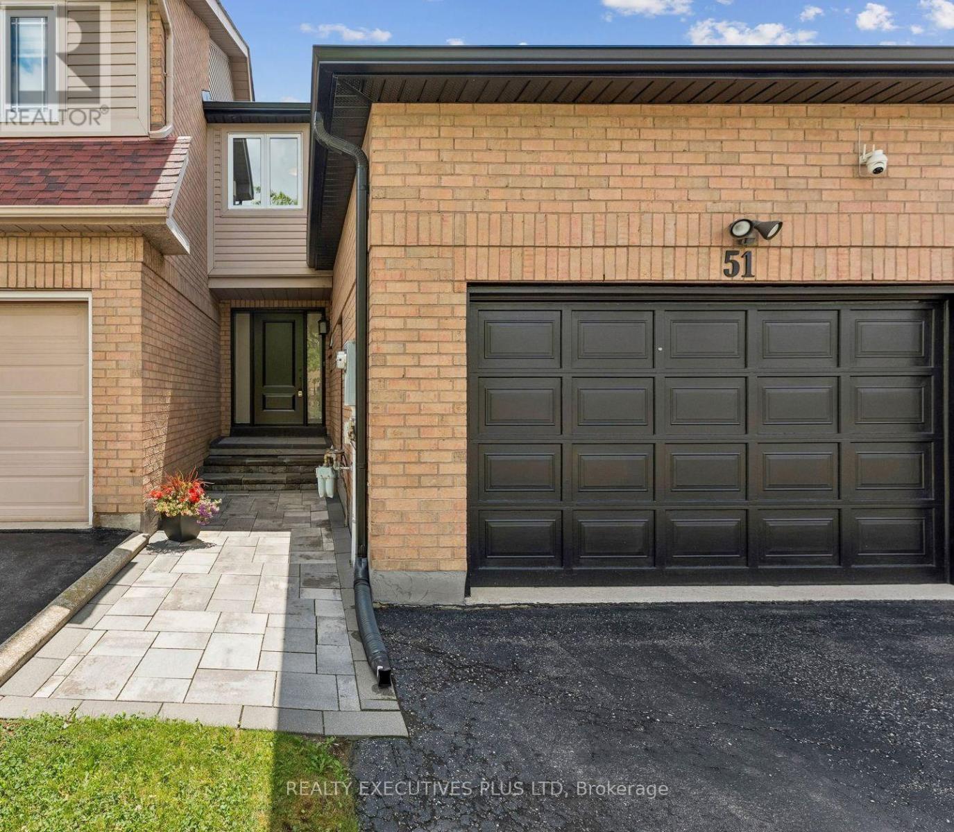 51 ASHBROOK WAY - 2
