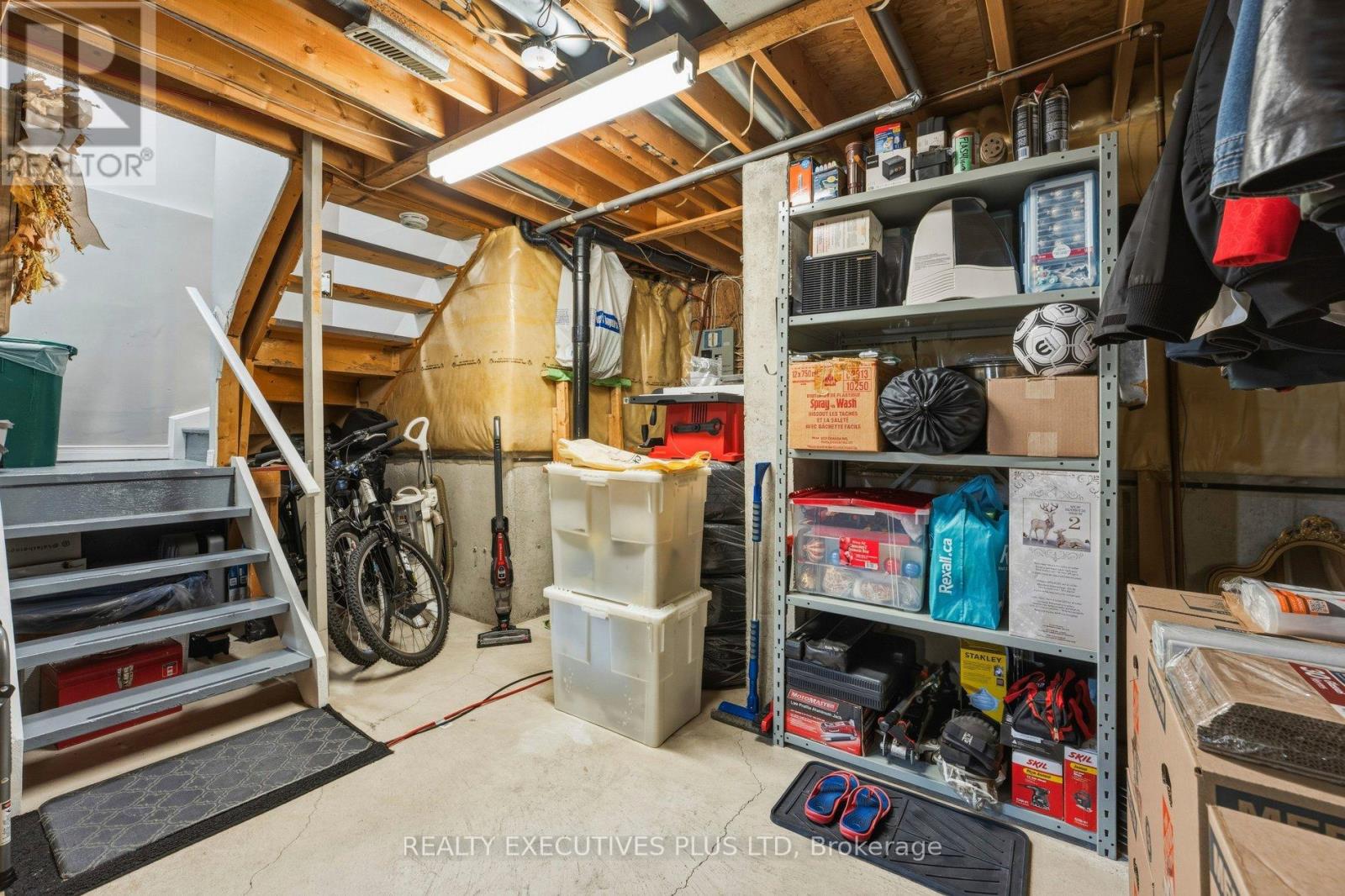 51 ASHBROOK WAY - 32