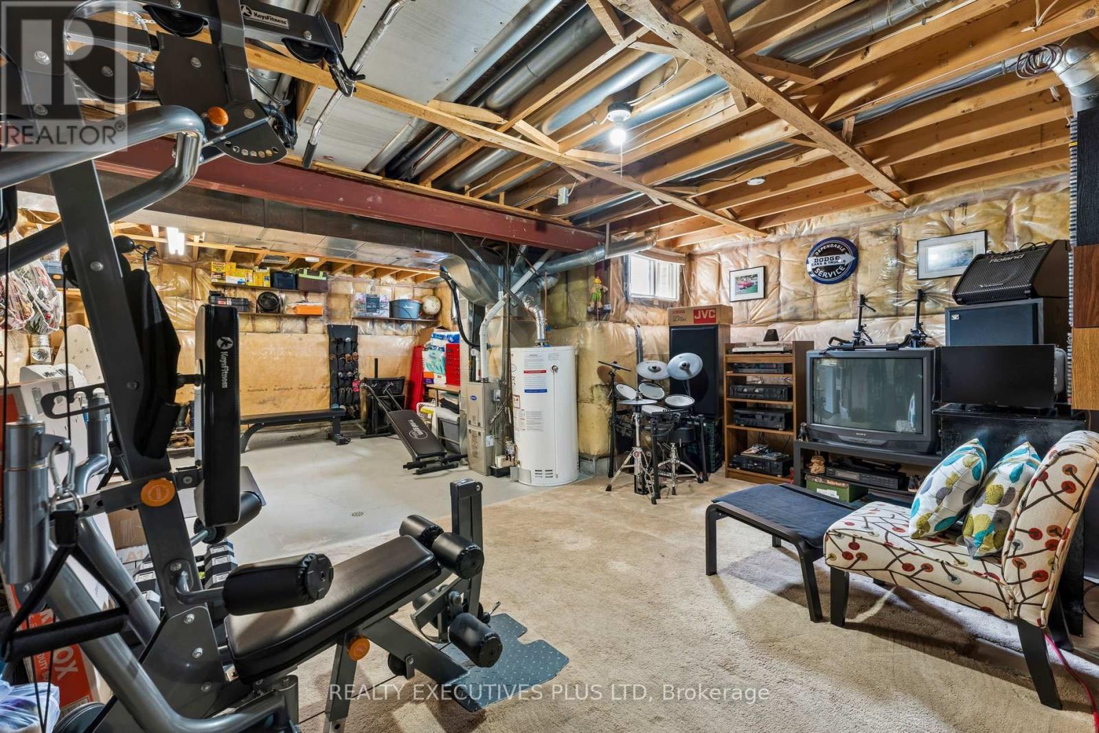 51 ASHBROOK WAY - 33