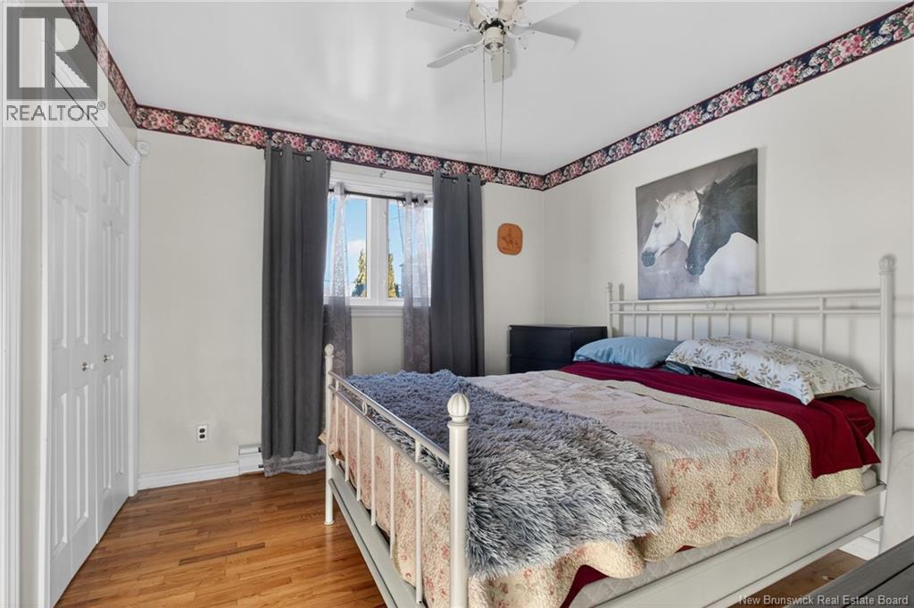124 REDMOND Street - 12