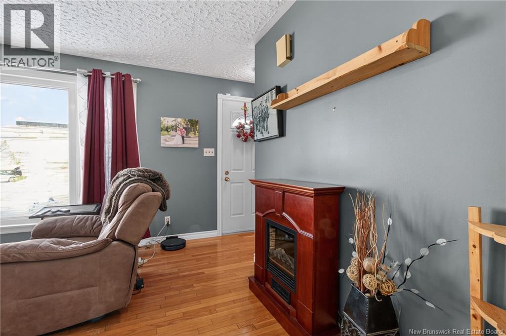 124 REDMOND Street - 2