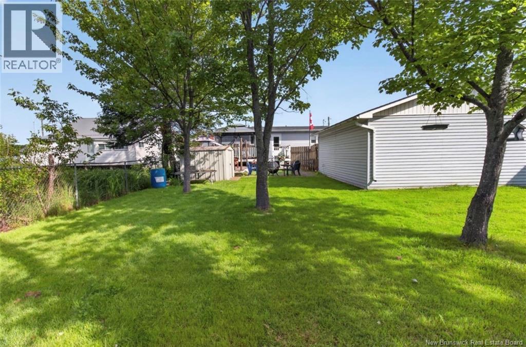 124 REDMOND Street - 36