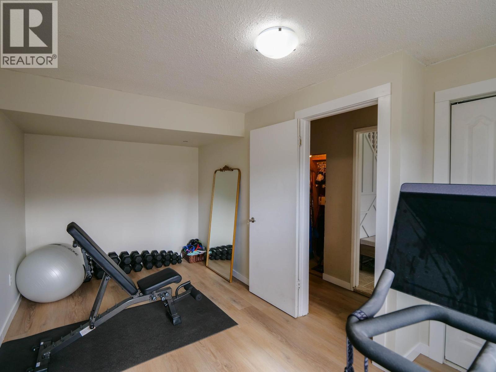 120 LINDSAY STREET - 8