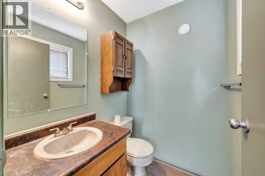 5713 34 Street — photo 13