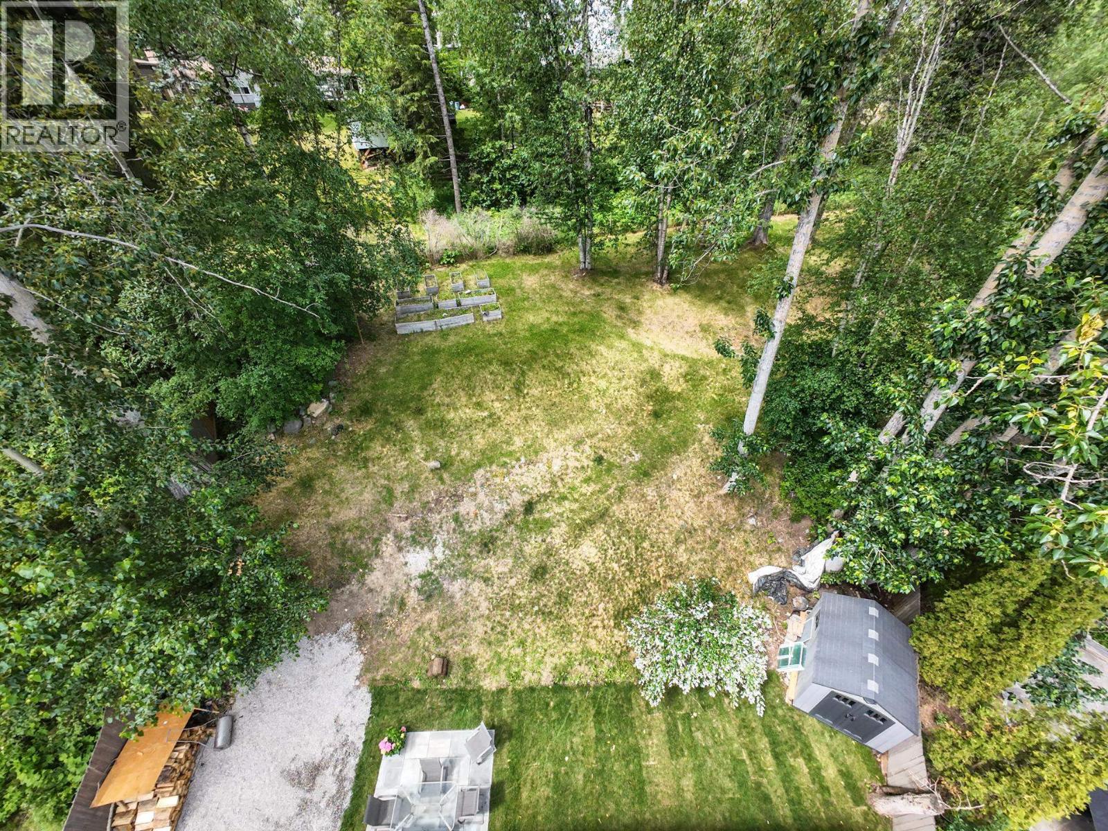 120 LINDSAY STREET - 35