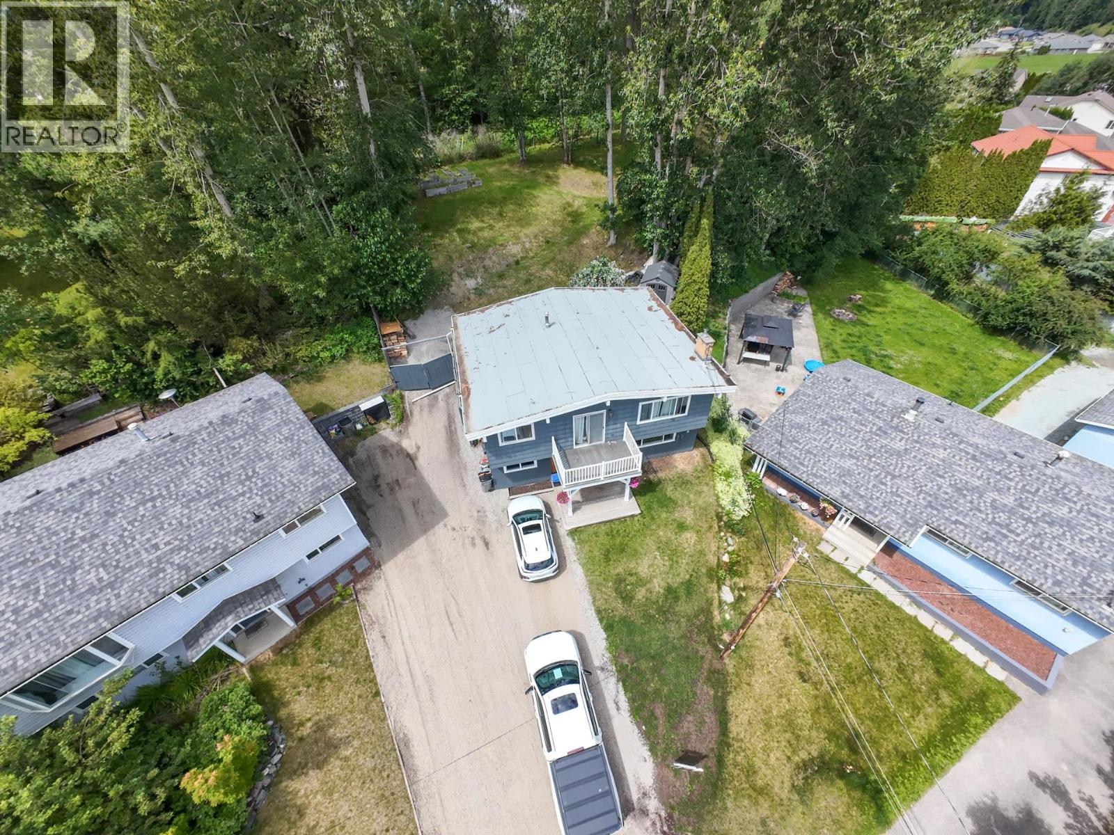 120 LINDSAY STREET - 33