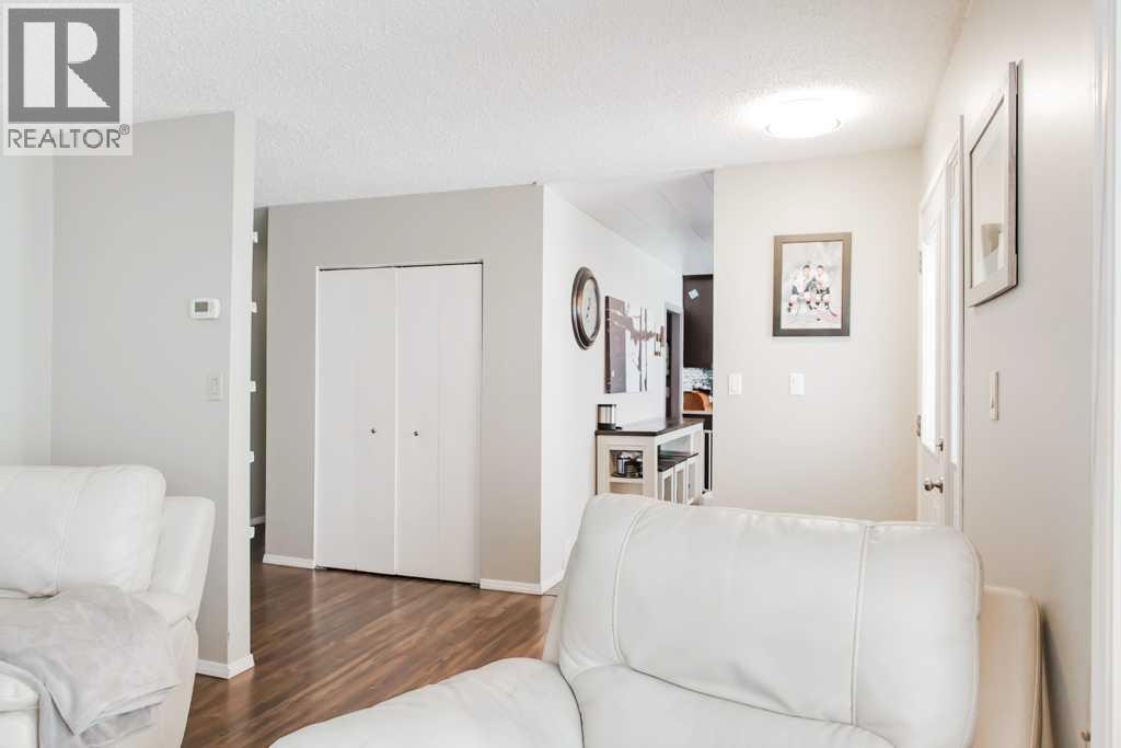 5102 43 Avenue — photo 19