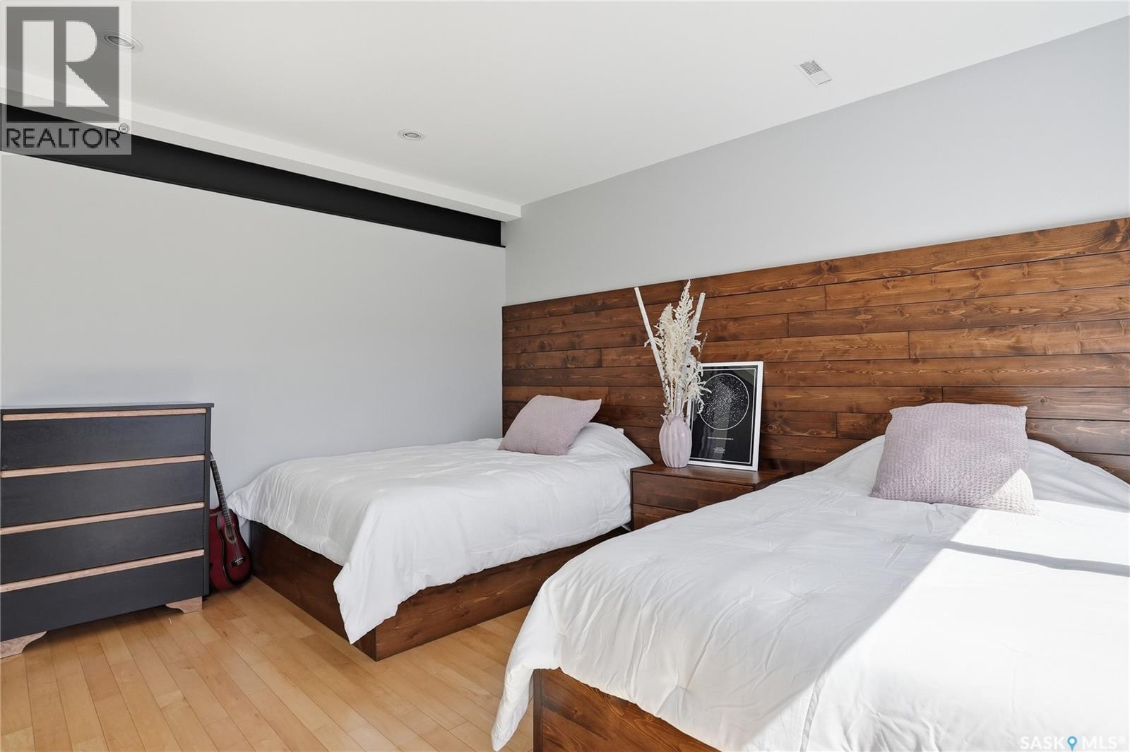 254 Whalley CRESCENT - 56