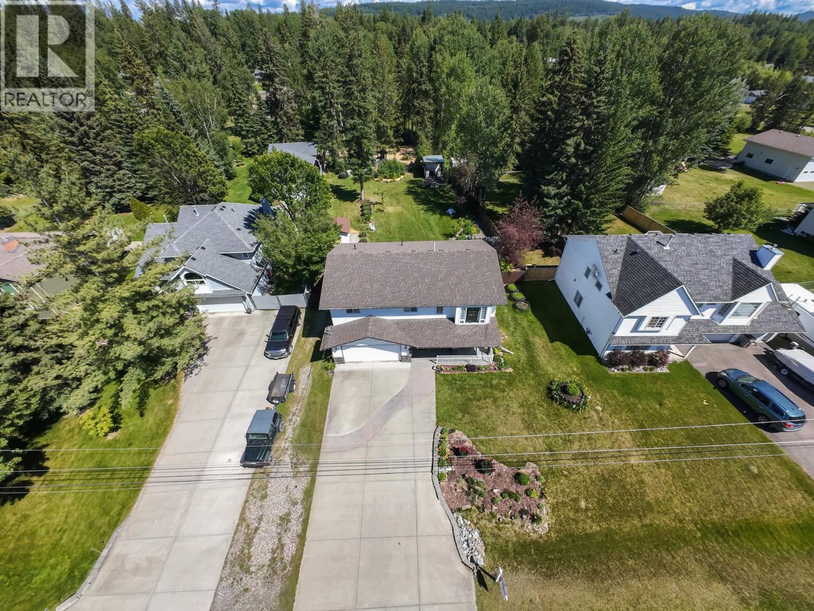 136 N GROSZ ROAD - 39
