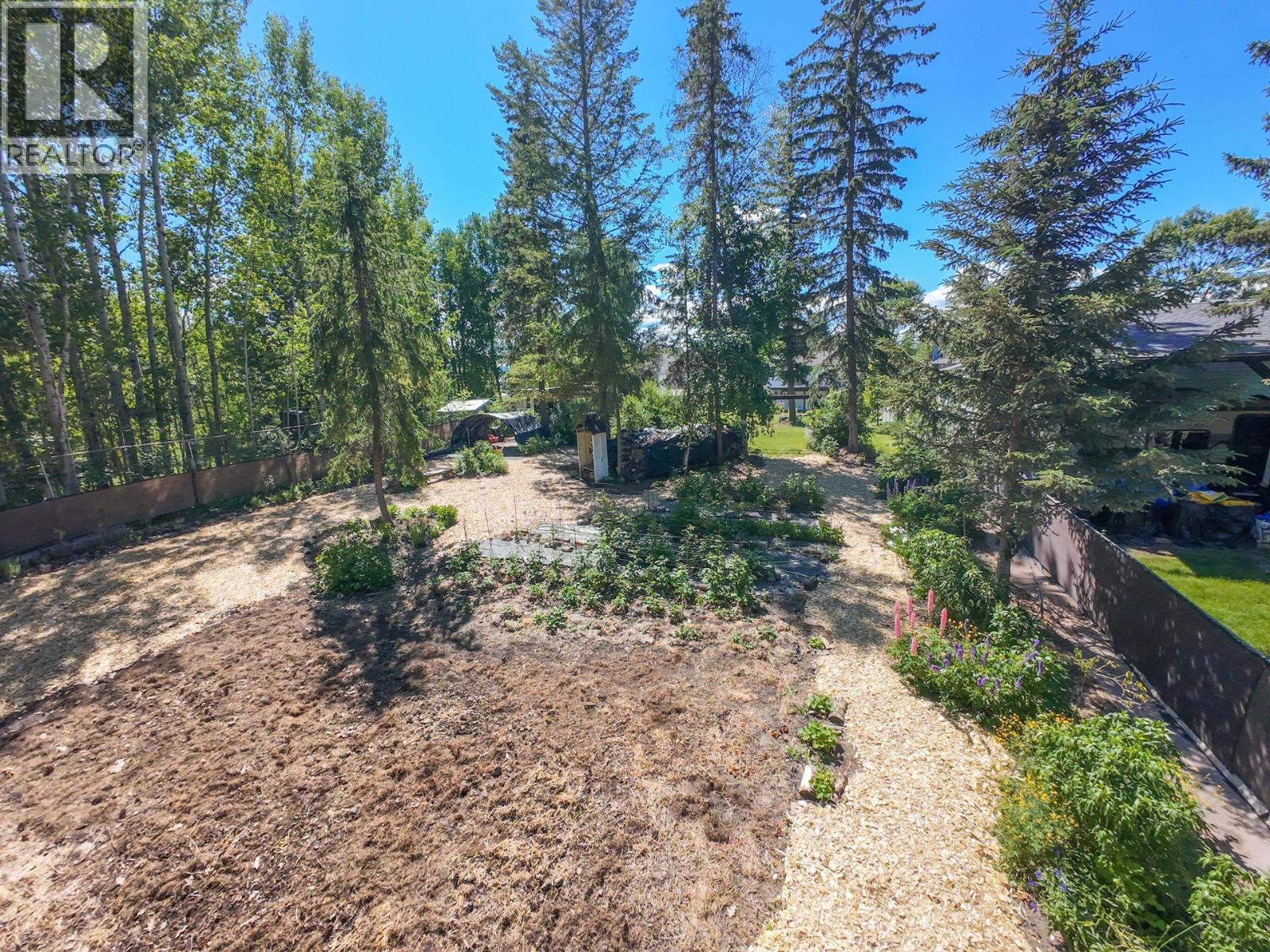 136 N GROSZ ROAD - 35