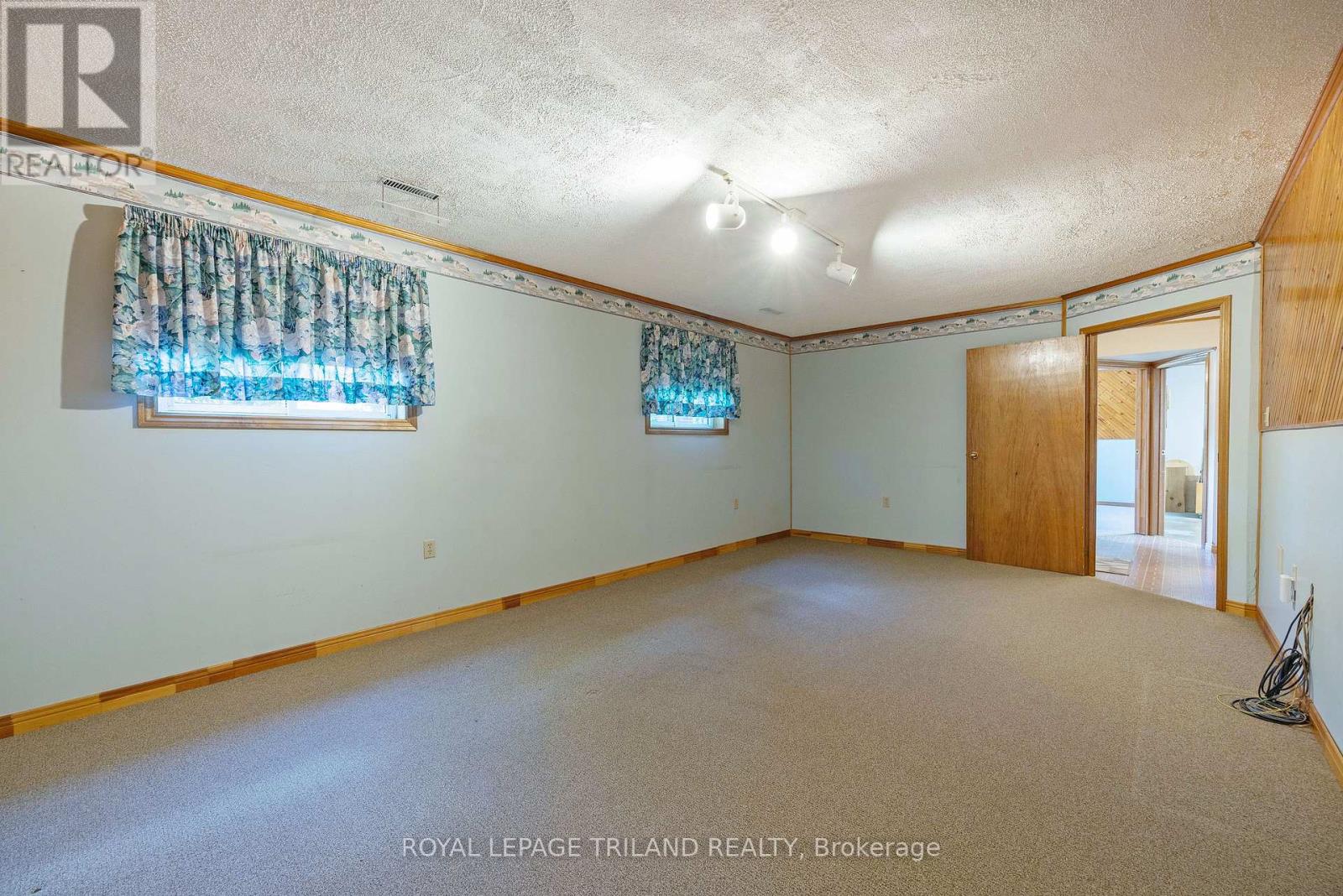 597 SEBURN DRIVE - 23