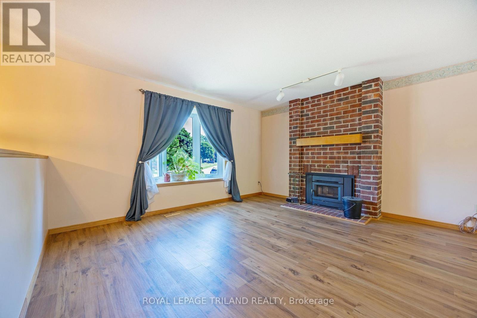597 SEBURN DRIVE - 5