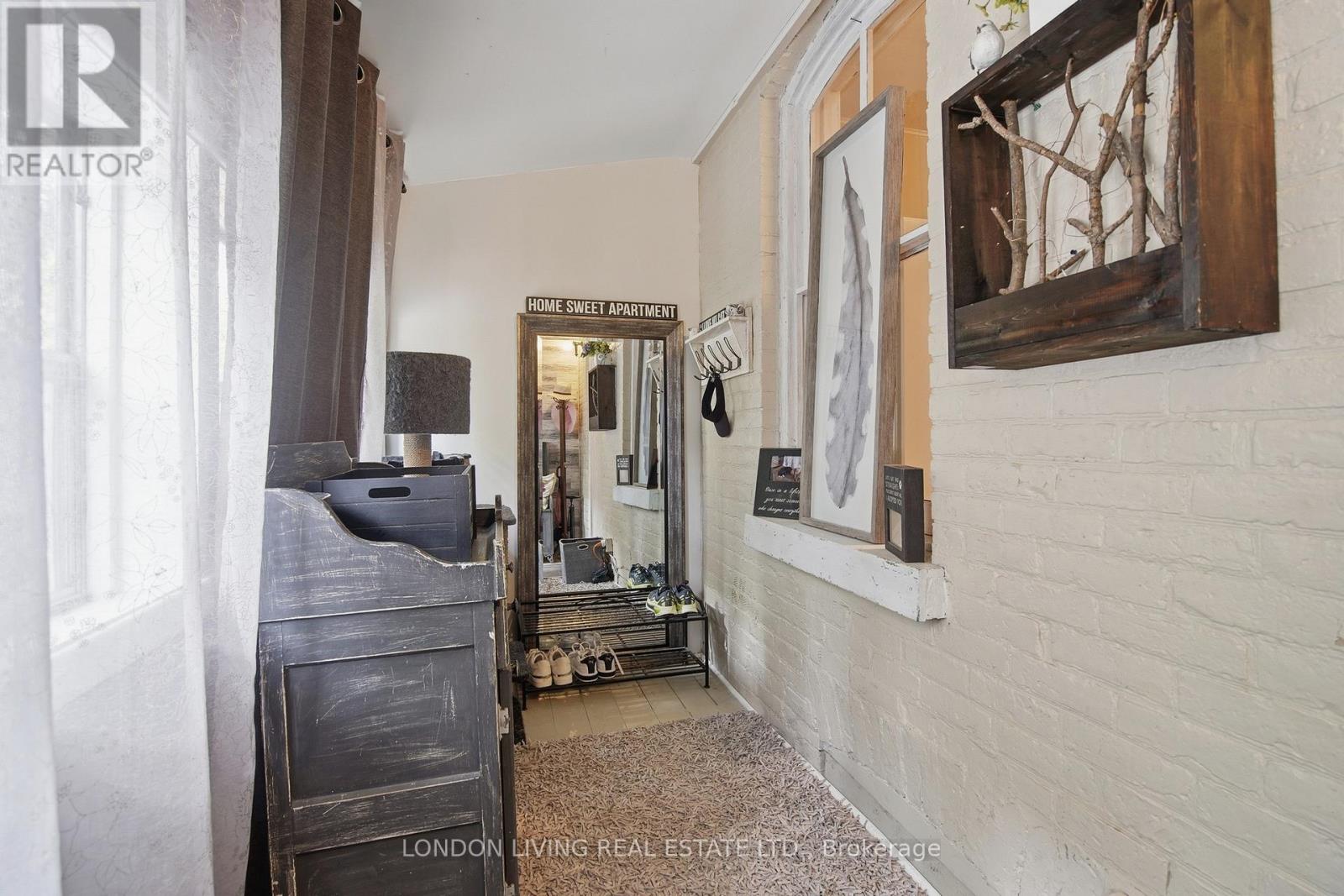 485 ENGLISH STREET - 16