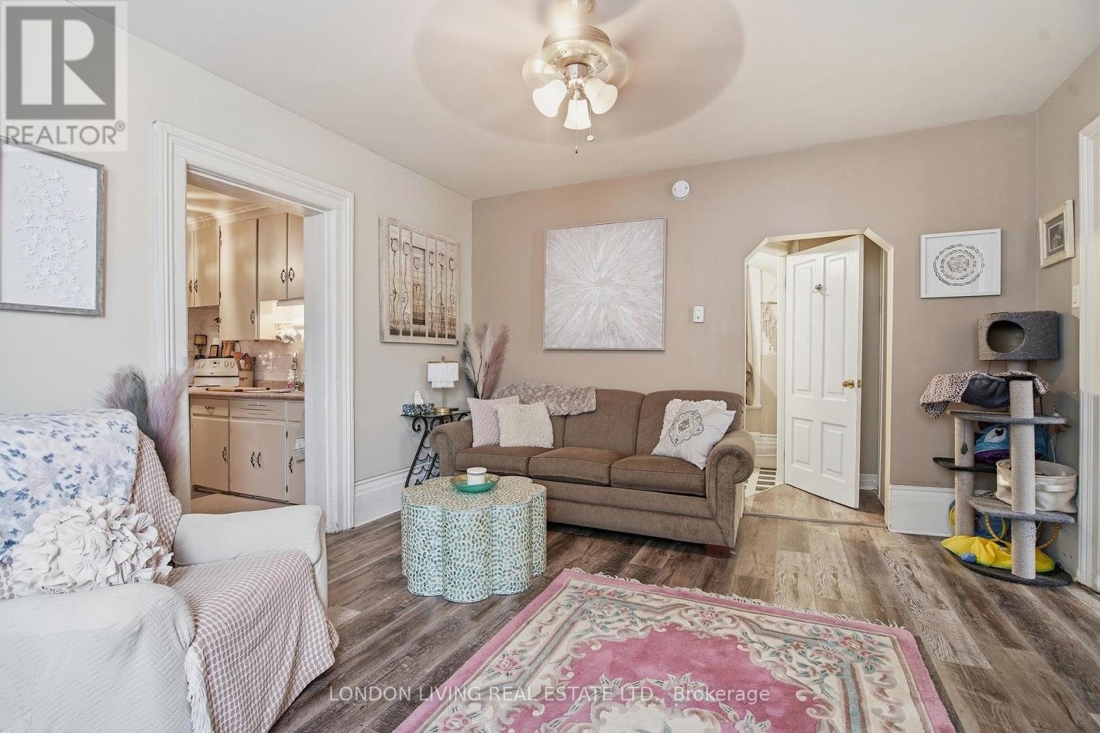 485 ENGLISH STREET - 21