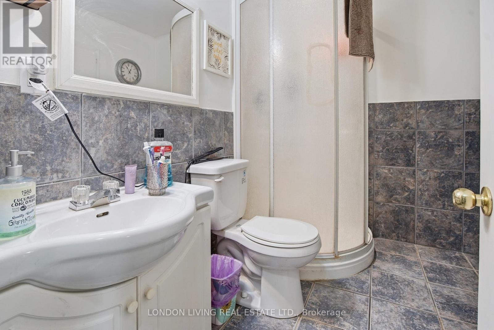485 ENGLISH STREET - 36