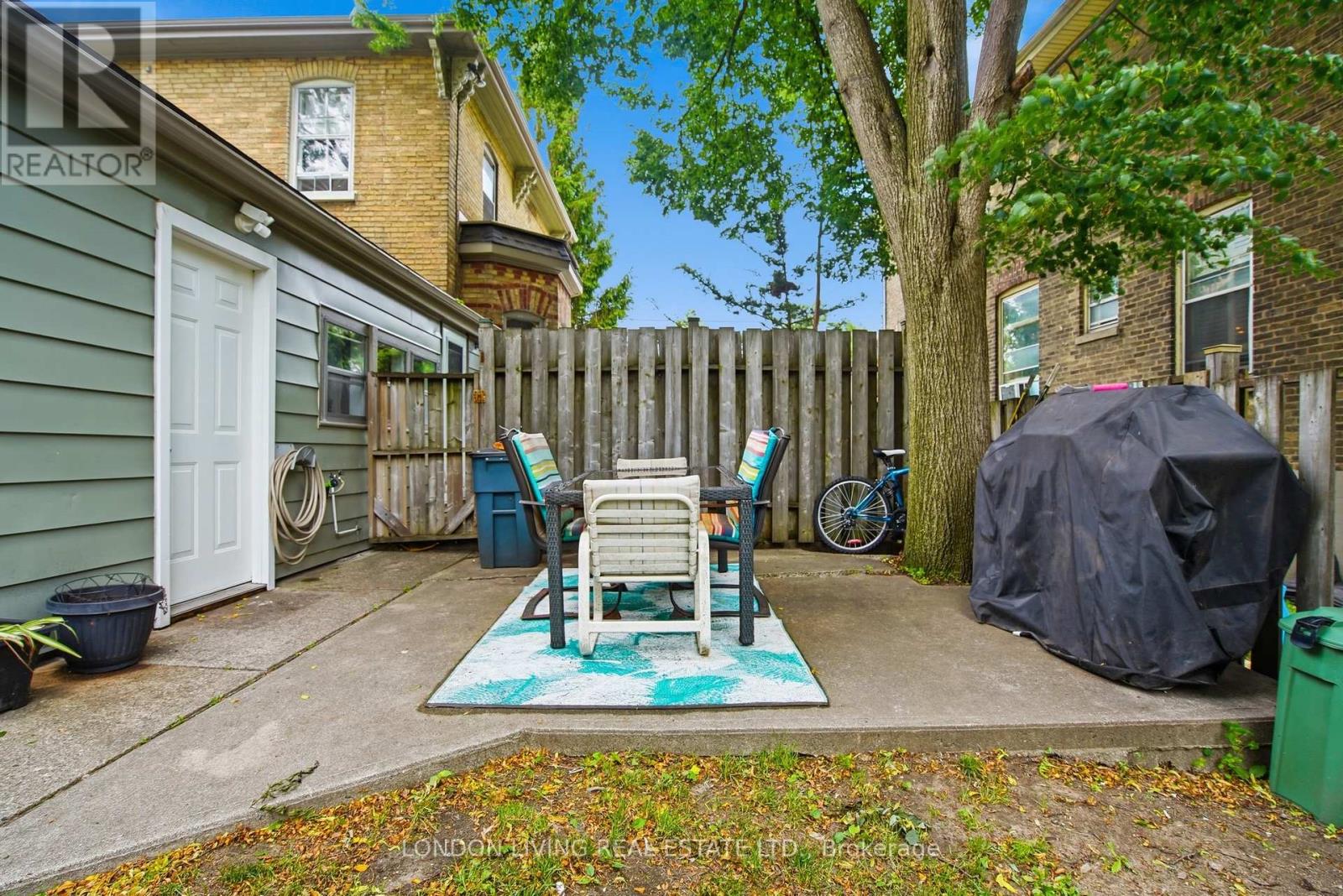 485 ENGLISH STREET - 38