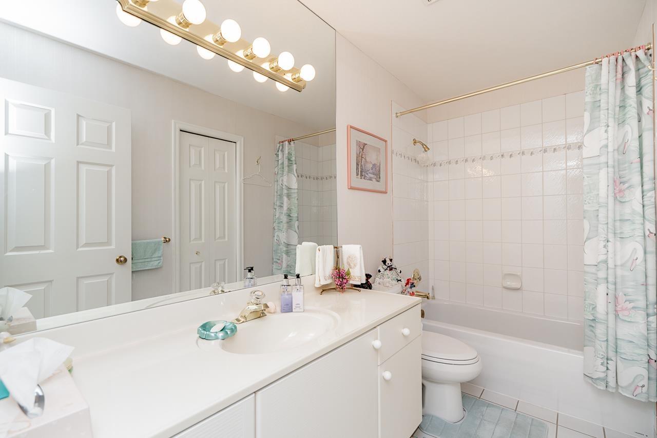 2112 124 STREET, Surrey