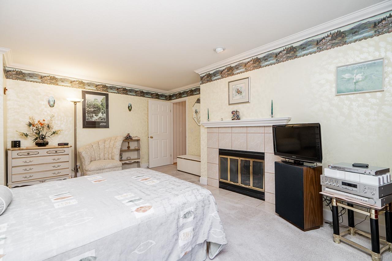 2112 124 STREET, Surrey