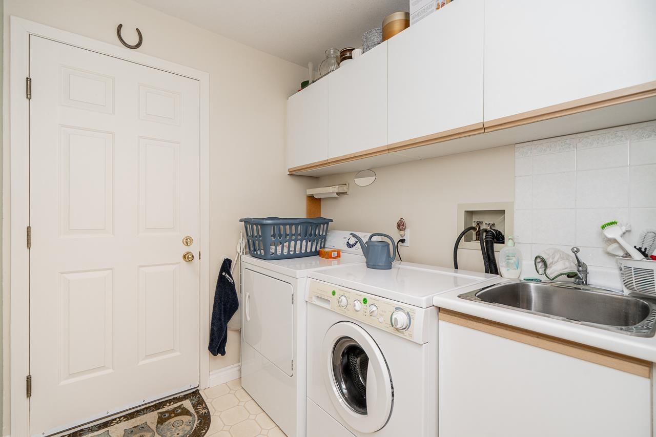 2112 124 STREET, Surrey