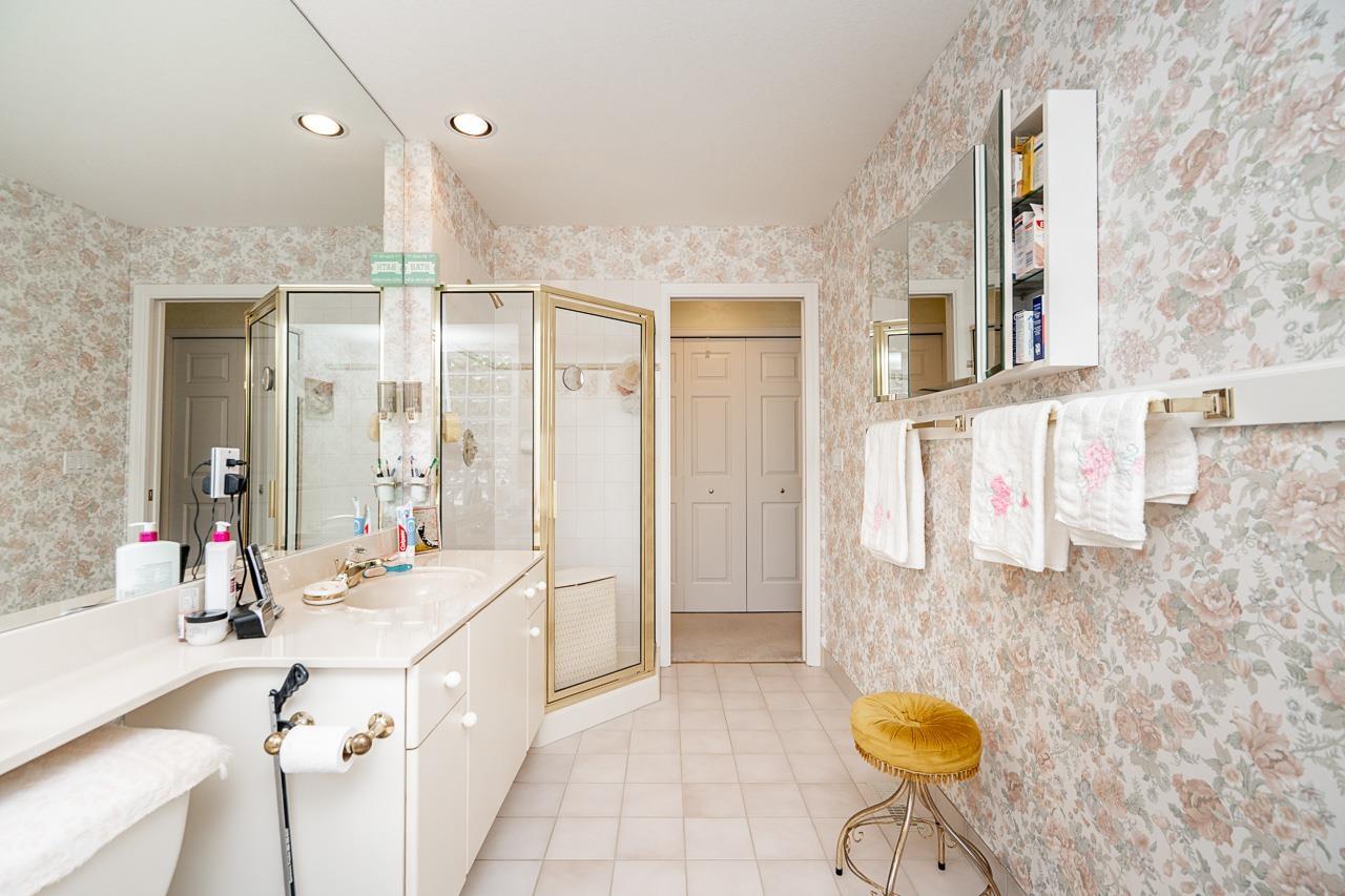 2112 124 STREET, Surrey