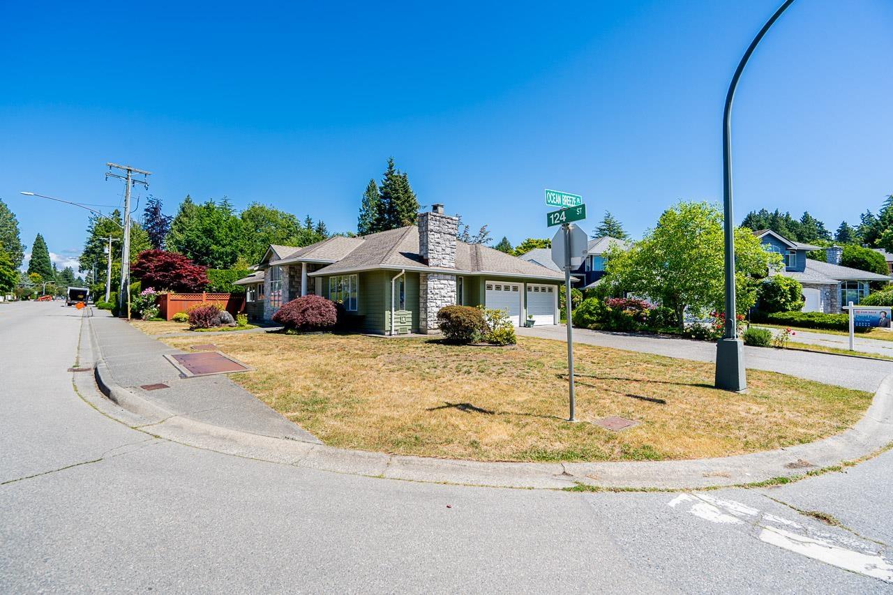 2112 124 STREET, Surrey
