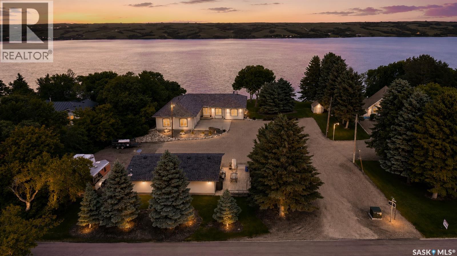 1232 Tatanka DRIVE - 2