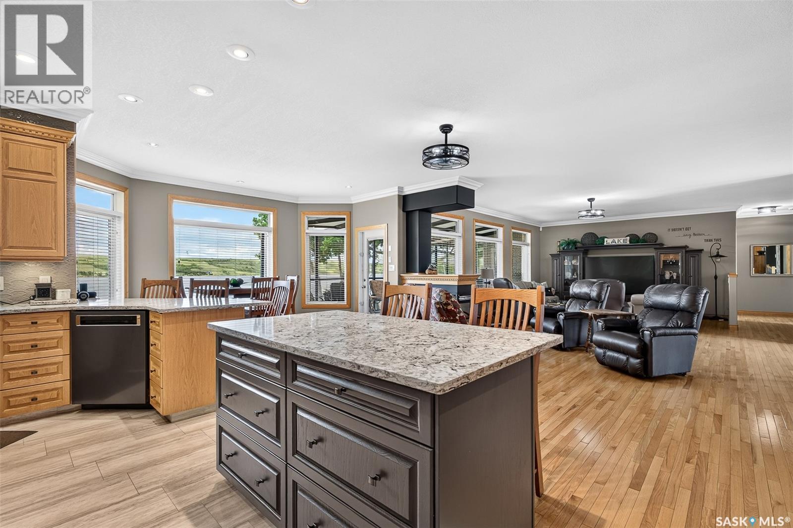 1232 Tatanka DRIVE - 40