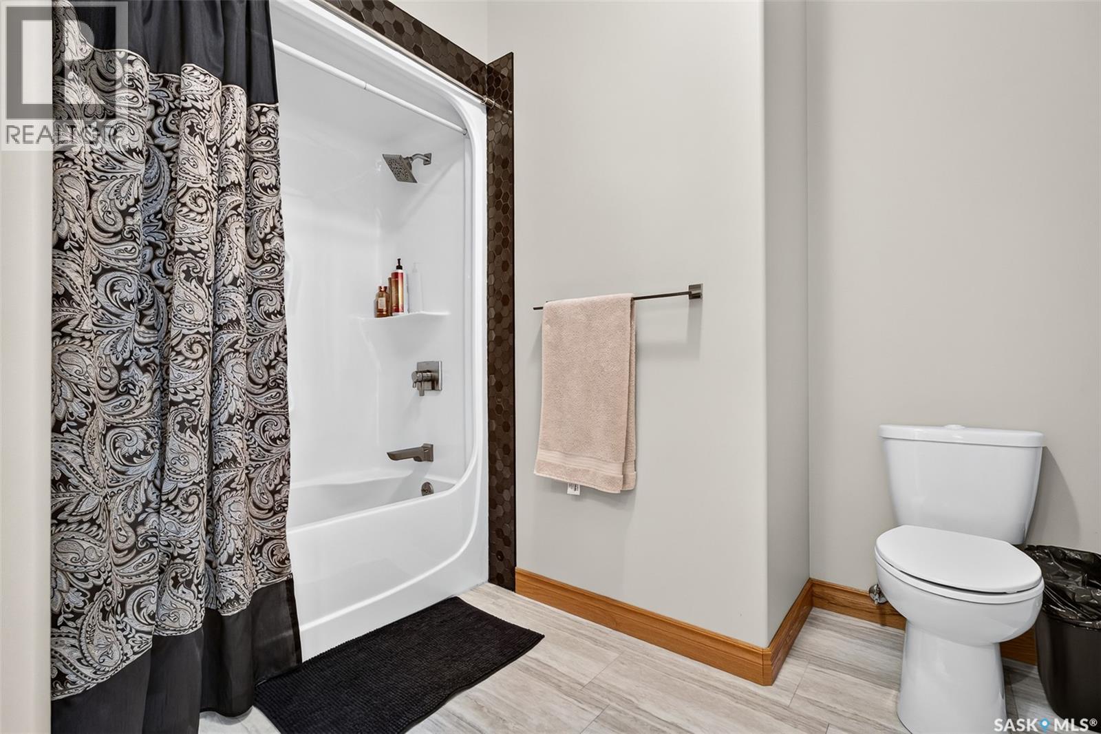 1232 Tatanka DRIVE - 43