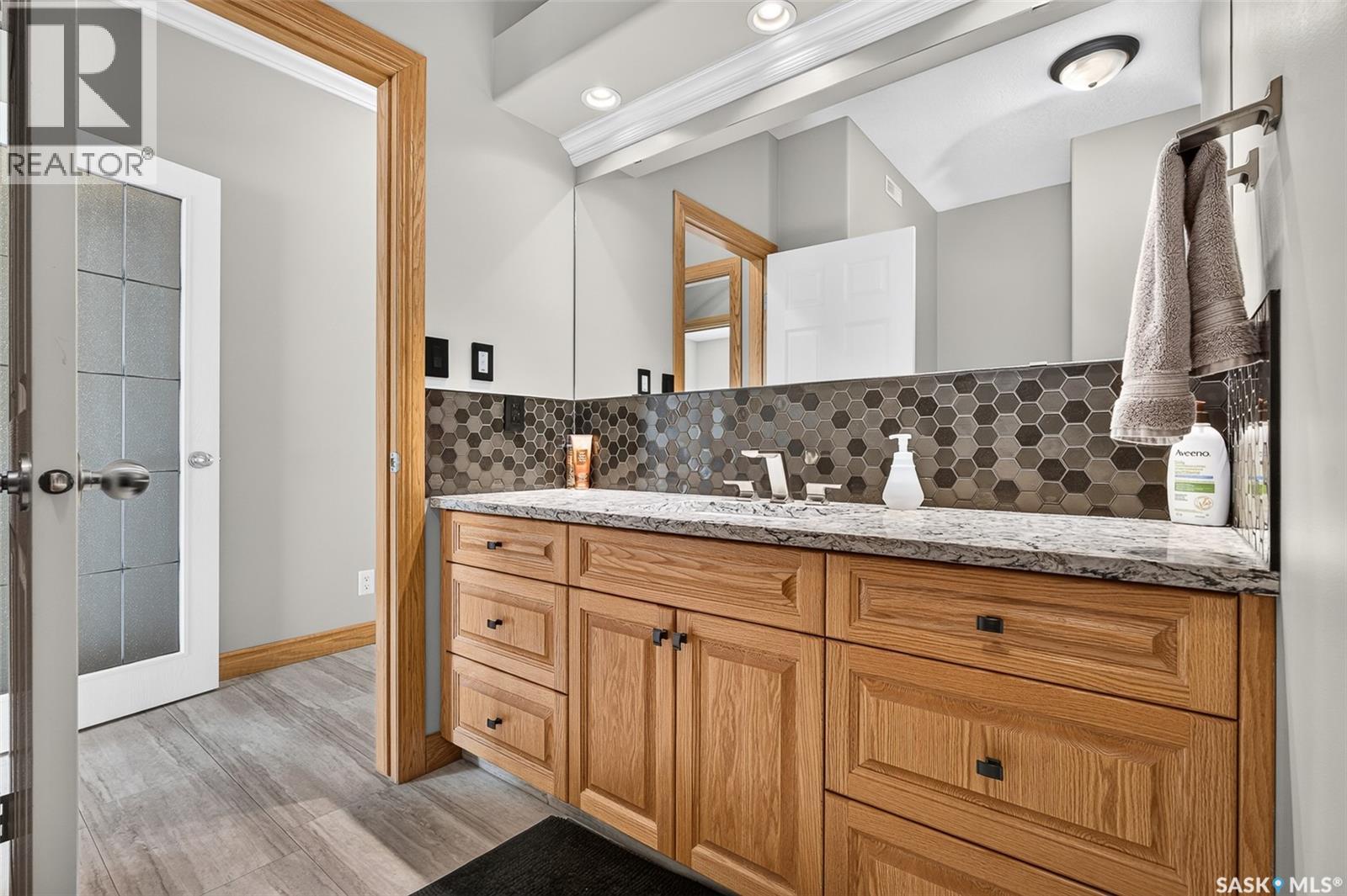 1232 Tatanka DRIVE - 44