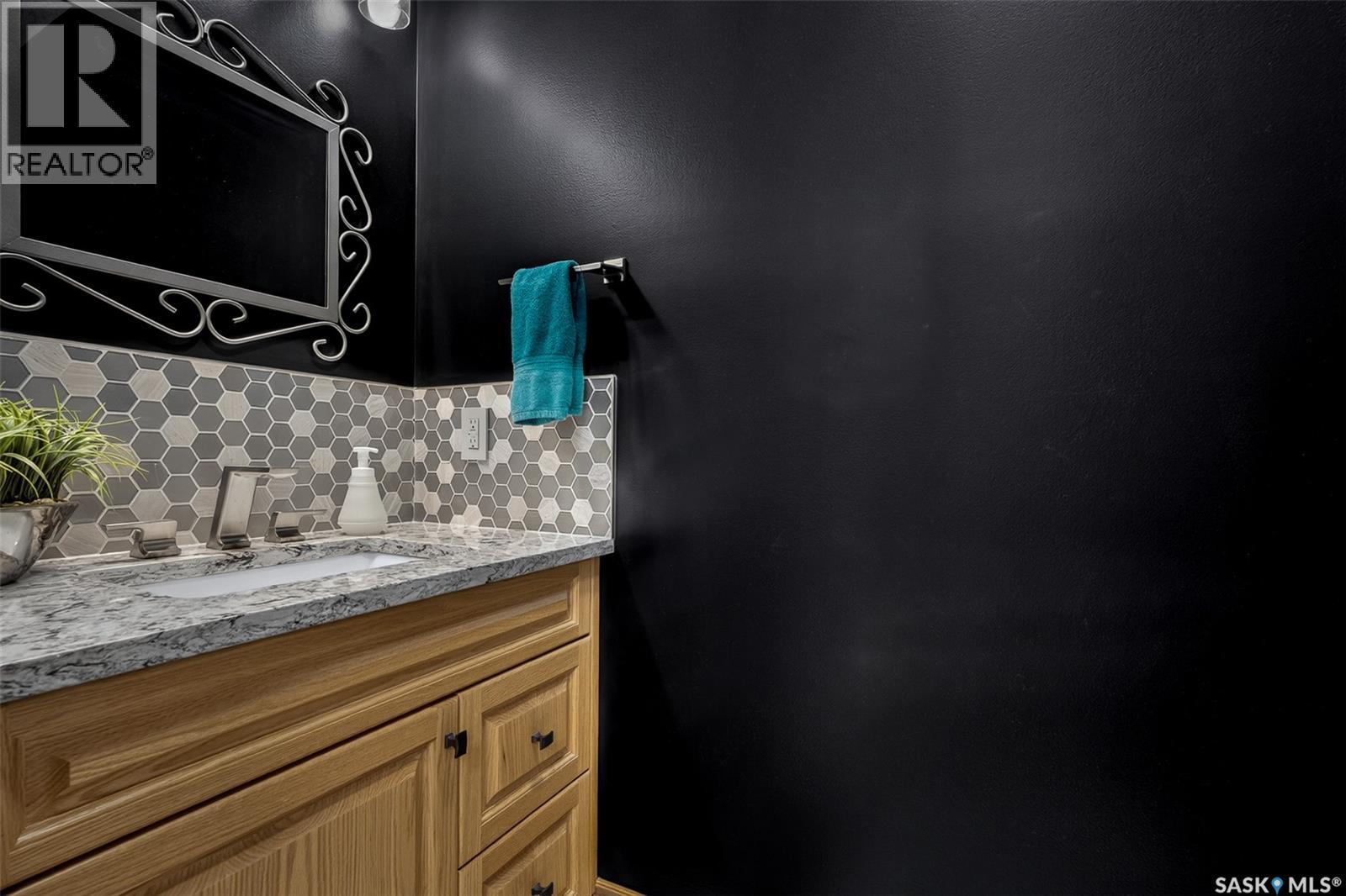 1232 Tatanka DRIVE - 52