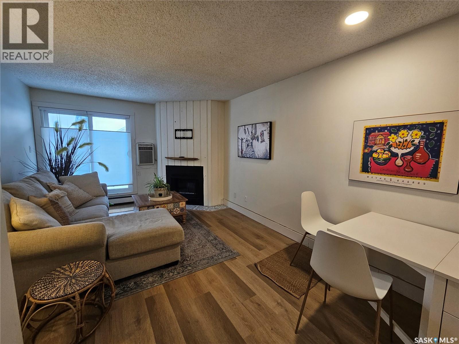 207 512 4th AVENUE N - photo 2