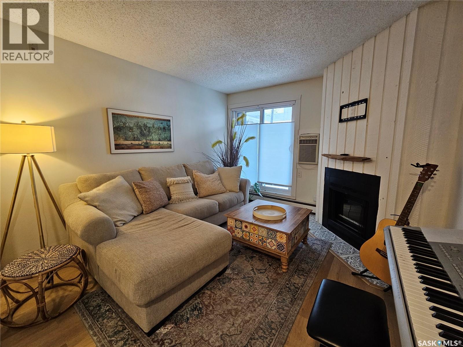 207 512 4th AVENUE N - photo 5