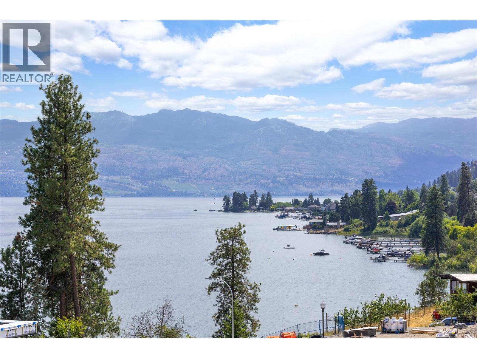 160 2100 Campbell Place, West Kelowna